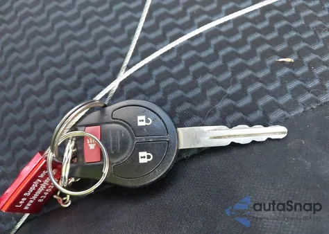 2015 Nissan Versa Note S (Sr)/S Plus/Sl/Sr/Sv z USA, uszkodzony, nr VIN 3N1CE2CP3FL405769